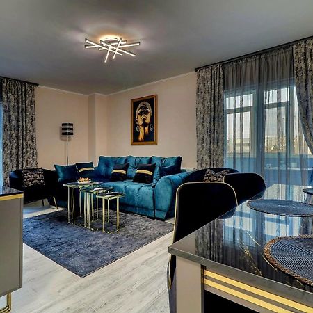 Luxury Apartament บูคาเรสต์ ภายนอก รูปภาพ
